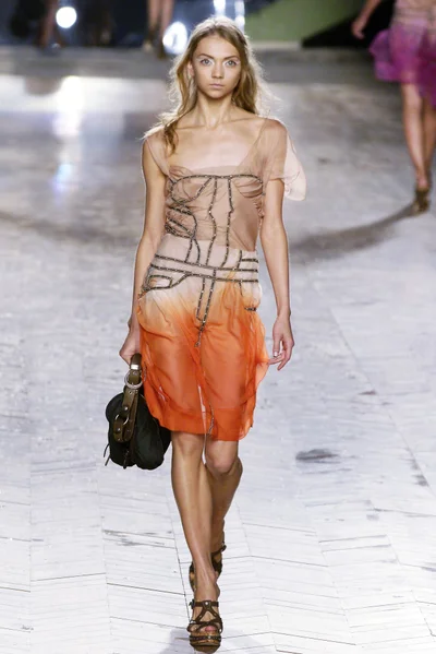 Look 23